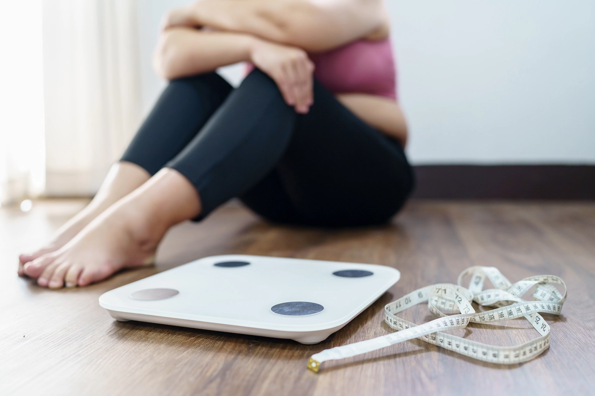 A woman gaining weight with endometriosis